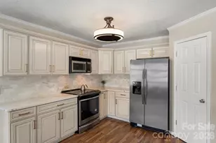 104 Heinz Rd, Grover, NC 28073 - Photo 13