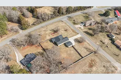 104 Heinz Road, Grover, NC 28073 - Photo 3