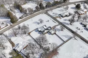 104 Heinz Rd, Grover, NC 28073 - Photo 5