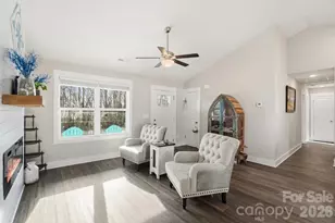 2305 Holly Ln, Shelby, NC 28150 - Photo 9