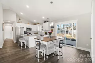 2305 Holly Ln, Shelby, NC 28150 - Photo 11