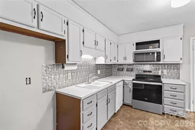 115 Pineview Court, Statesville, NC 28625 - Photo 13