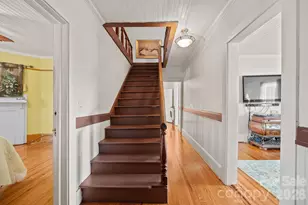 1244 21st St NE, Hickory, NC 28601 - Photo 5