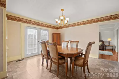 1244 21st Street NE, Hickory, NC 28601 - Photo 9