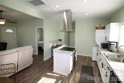 112 E Hartford Avenue E, Bessemer City, NC 28016 - Photo 11