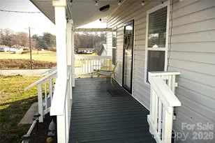 112 E Hartford Ave E, Bessemer City, NC 28016 - Photo 3