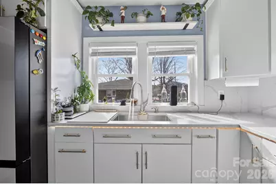 105 Countryside Drive SW, Lenoir, NC 28645 - Photo 11