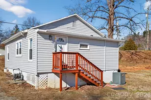 105 Countryside Dr SW, Lenoir, NC 28645 - Photo 23