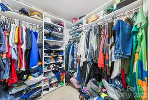 8144 Christmas Ct, Charlotte, NC 28216 - Photo 17