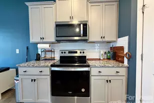 14036 Canemeadow Dr, Charlotte, NC 28278 - Photo 9