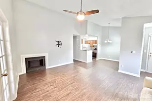 8119 Tremaine Ct, Charlotte, NC 28227 - Photo 3