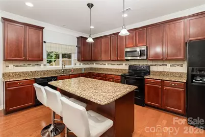 14038 Pinyon Pine Lane, Charlotte, NC 28215 - Photo 7