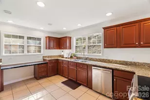 61 Rhododendron Dr, Brevard, NC 28712 - Photo 21