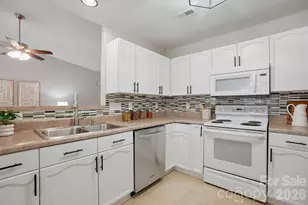 4529 Arabella Dr, Charlotte, NC 28273 - Photo 17