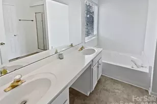 7016 Long Run Ln, Charlotte, NC 28216 - Photo 11