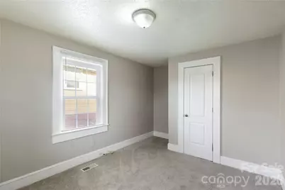 1309 Dearborn Avenue, Charlotte, NC 28206 - Photo 19