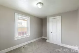 1309 Dearborn Ave, Charlotte, NC 28206 - Photo 19