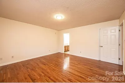 5284 Lisa Lane, Hickory, NC 28602 - Photo 23