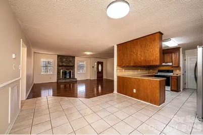 5284 Lisa Lane, Hickory, NC 28602 - Photo 17