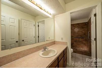 5284 Lisa Lane, Hickory, NC 28602 - Photo 25