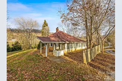 385 Chunns Cove Road, Asheville, NC 28805 - Photo 3