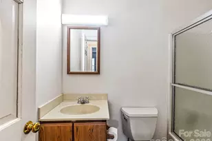 385 Chunns Cove Rd, Asheville, NC 28805 - Photo 17