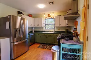 84 Forest Trl, Balsam Grove, NC 28708 - Photo 17