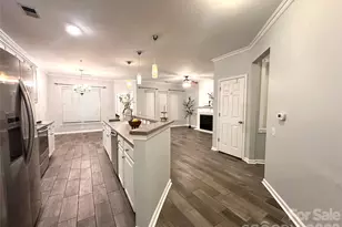 14608 Via Sorrento Dr, Charlotte, NC 28277 - Photo 13