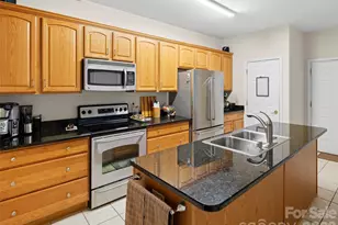 4 Holiday Dr, Arden, NC 28704 - Photo 9