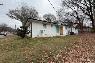 2427 Carmine St, Charlotte, NC 28206 - Photo 5