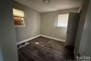 2427 Carmine St, Charlotte, NC 28206 - Photo 19