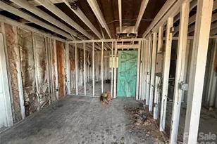 2427 Carmine St, Charlotte, NC 28206 - Photo 23