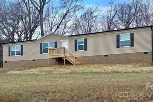 44 Howard Norton Dr, Hiddenite, NC 28636 - Photo 1