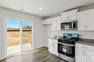 96 Creekwalk Ln, Waynesville, NC 28785 - Photo 3