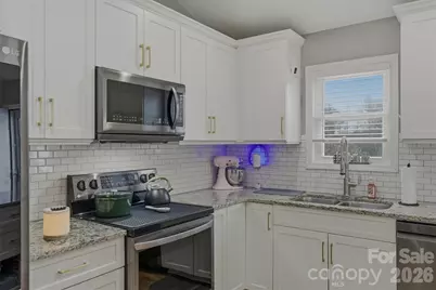 4314 Belmont Drive, Morganton, NC 28655 - Photo 11