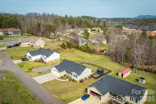 4314 Belmont Dr, Morganton, NC 28655 - Photo 3