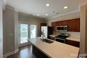 448 Hurston Circle, Charlotte, NC 28208 - Photo 5