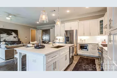 2426 Vail Avenue #B4-3003, Charlotte, NC 28207 - Photo 15