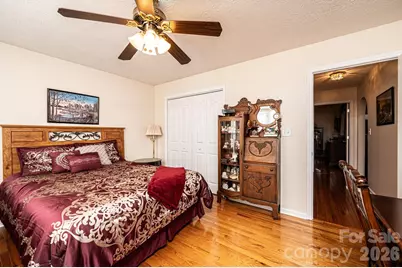 2576 Rolling Ridge Drive, Hickory, NC 28602 - Photo 33