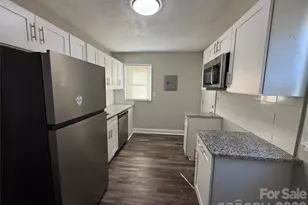 2439 Carmine St, Charlotte, NC 28206 - Photo 21