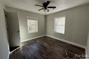 2439 Carmine St, Charlotte, NC 28206 - Photo 19