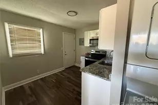 2213 Alma Ct, Charlotte, NC 28206 - Photo 7