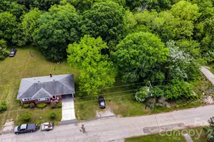 216 Ligon St, Chester, SC 29706 - Photo 1