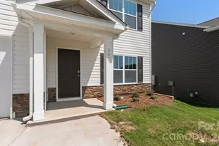 76 Creekwalk Ln, Waynesville, NC 28785 - Photo 3