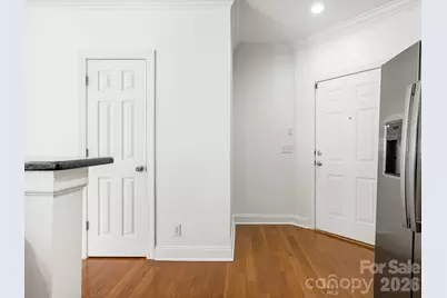 123 S Summit Avenue, Charlotte, NC 28208 - Photo 3