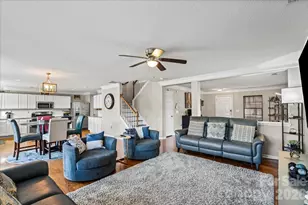 13715 Rutherglen Ct, Charlotte, NC 28213 - Photo 9