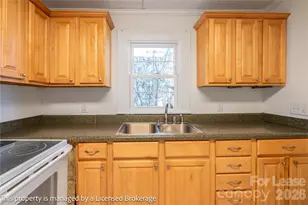 2205 Ln St, Kannapolis, NC 28083 - Photo 7