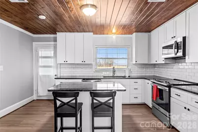 2432 Holcomb Road, Yadkinville, NC 27055 - Photo 13