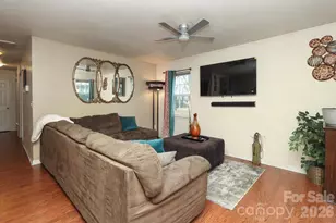 505 Campus St, Charlotte, NC 28216 - Photo 5