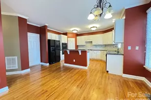 2421 Arden Gate Ln, Charlotte, NC 28262 - Photo 3